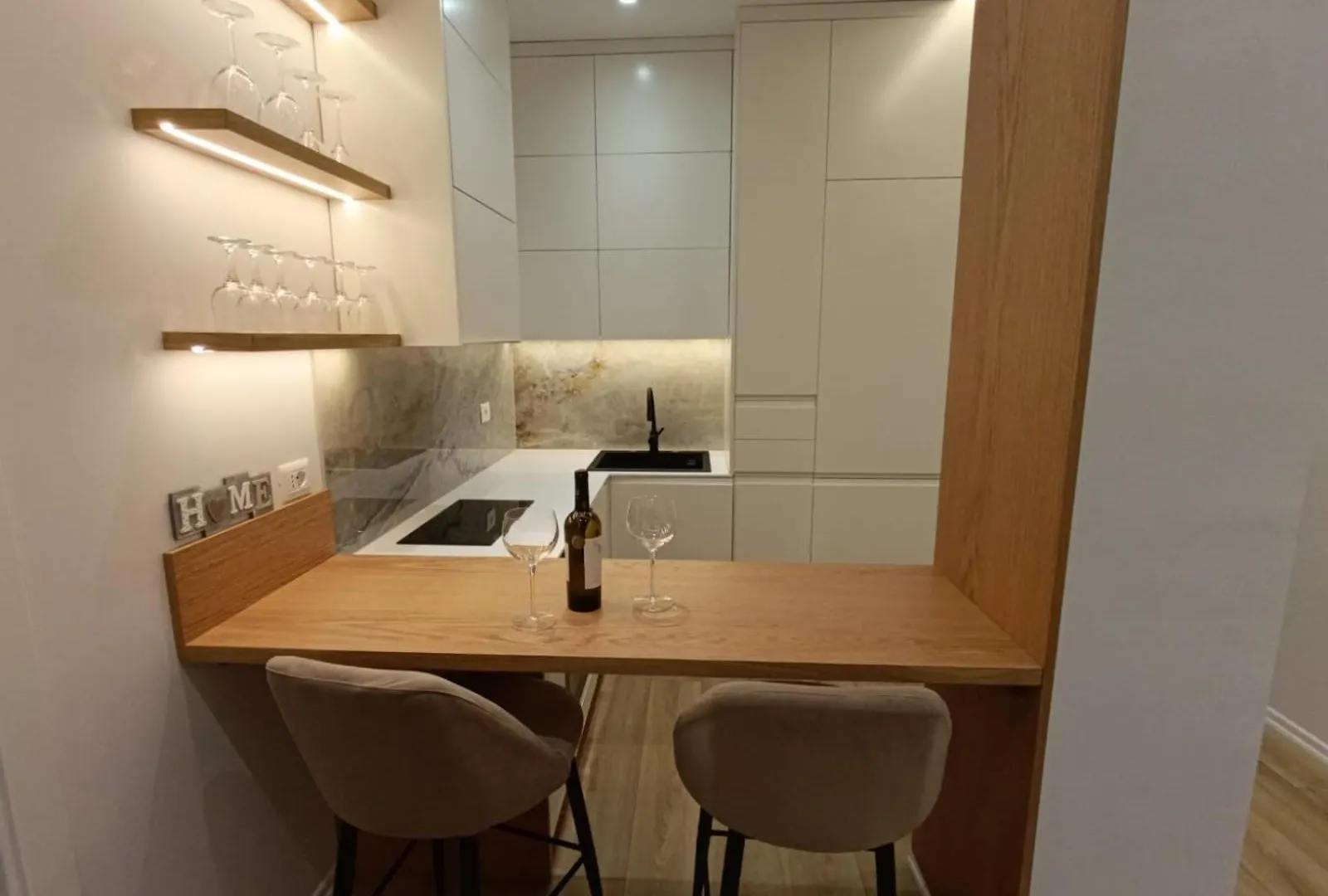 Genci'S Apartaments Vlore Albania
